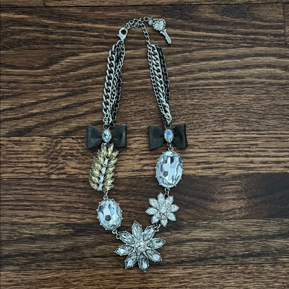 Betsey Johnson Jewelry - Betsey Johnson Elegant Silver and Stone Statement Necklace